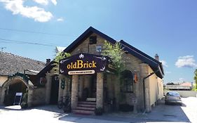 Oldbrick Pub Hotel